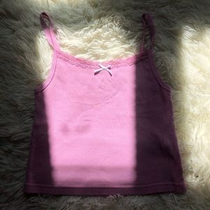Brandy Melville Belle tank